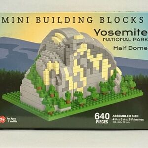 Mini Building Blocks Yosemite National Park Half Dome Set 640 pieces NEW in BOX